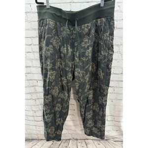 Athleta Trekkie North‎ Printed Jogger Pants Women's 22 Terra Firma Olive
